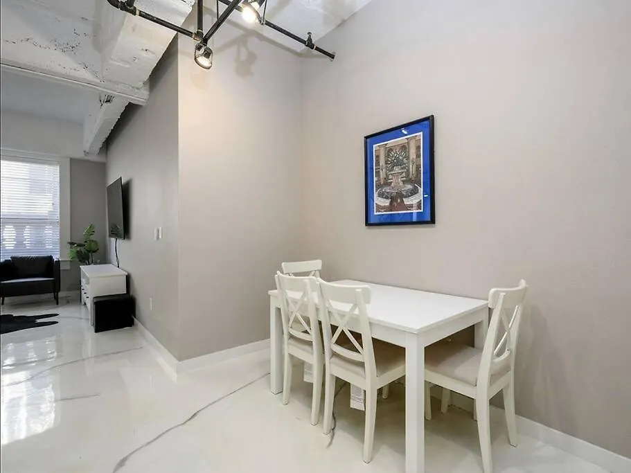 Apartamento Downtown Memphis Luxury Condo